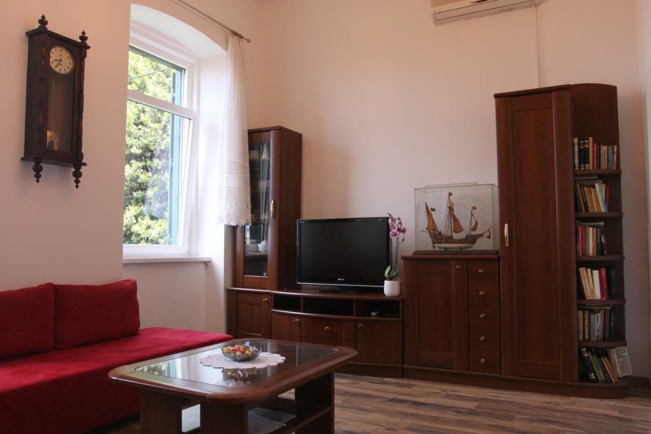 Apartman Bulevard Apartment Rijeka Exterior photo